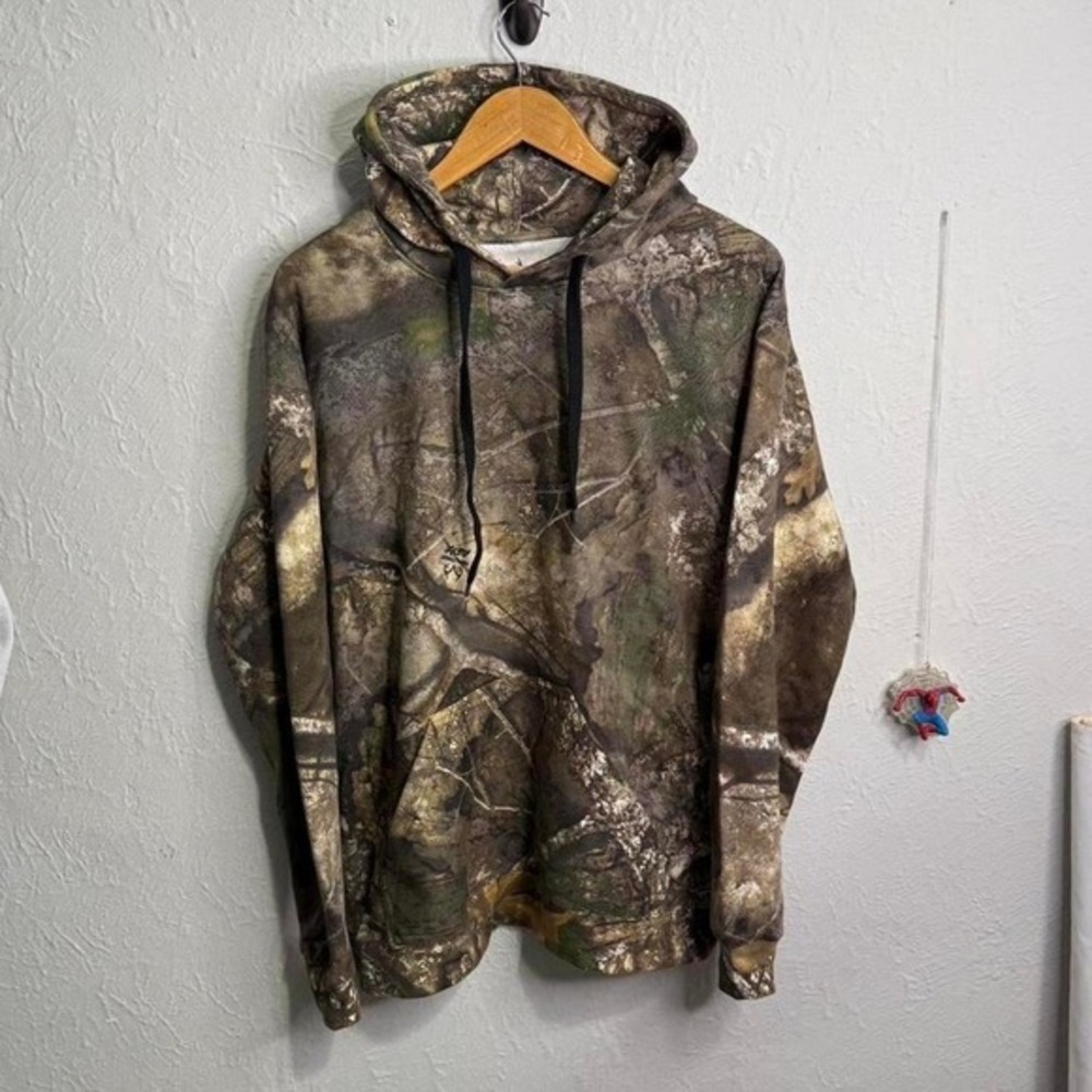 Real‎ tree camo pullover hoodie size L